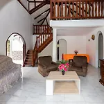 Villa Spacieuse Ideal Pour Famille Ou Couples A 15 Minutes De La Plage