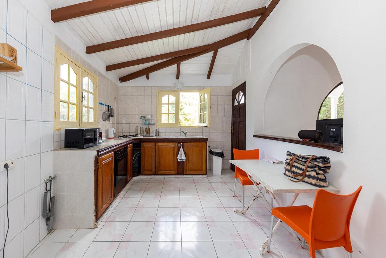 Spacieuse Ideal Pour Famille Ou Couples A 15 Minutes De La Le Gosier (Grande-Terre)